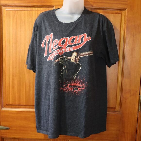 Loot Crate AMC The Walking Dead Negan “Sluggers” Graphic T-Shirt Large Unisex - Picture 2 of 11